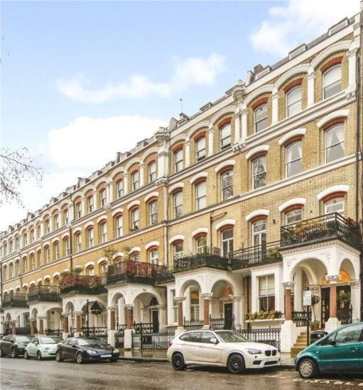 Charming And Full Of Character Appartement Londen Buitenkant foto